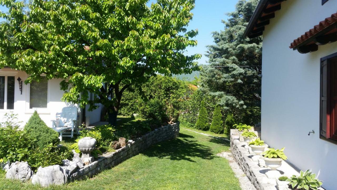 Holiday Home Slavi Vipava Exteriör bild